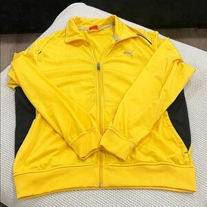 Puma Men's Vibrant Yellow Windbreaker